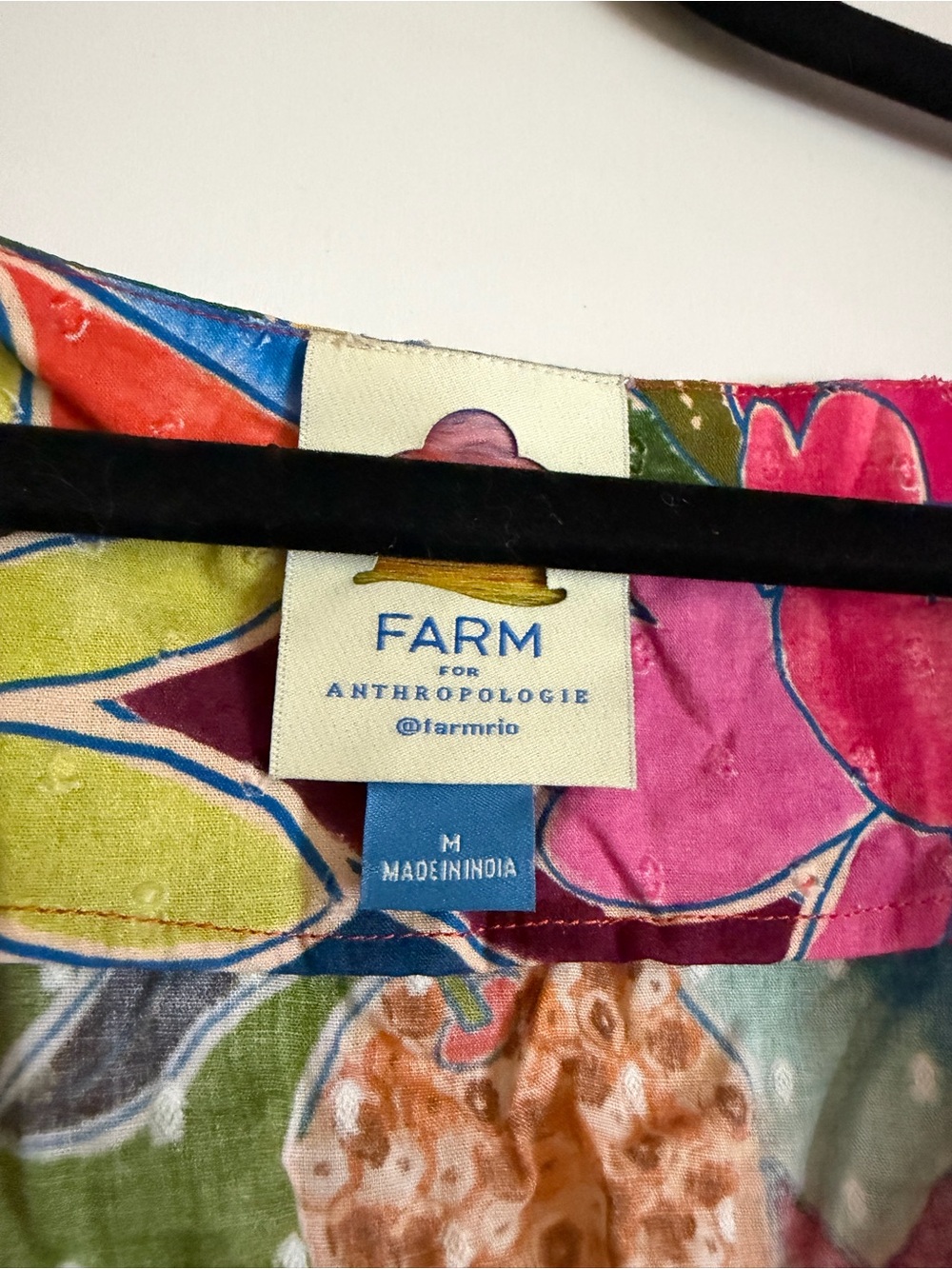 FARM Rio Multicolor Floral Tie-Front Crop Top - Picture 7 of 7